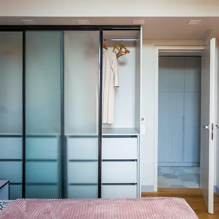 Penthouse In The Center 公寓 *